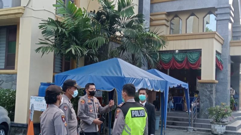 Polsek Sunggal Lakukan Pengamanan Malam Natal di 24 Gereja