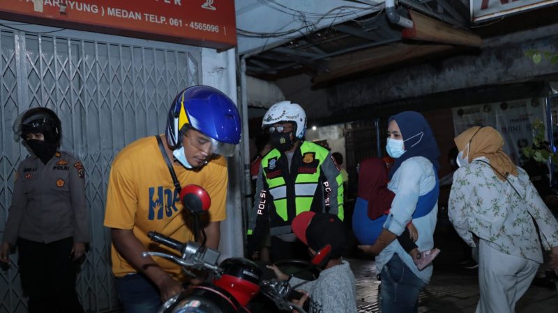 Pantau Perayaan Malam Tahun Baru 2022, Kapolda Sumut Sampai Turun Langsung ke Jalan