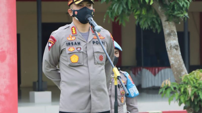 Kapolresta Deli Serdang Anugerahkan Reward Kepada Personil Berprestasi