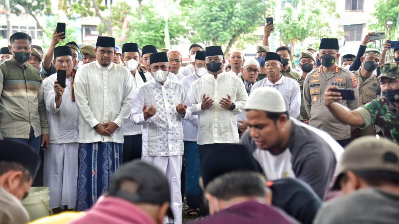 Shalat Idul Adha di Lapangan Gajah Mada, Bobby Nasution : Indahnya Berbagi Untuk Meraih Taqwa