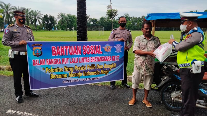 Sambut HUT Lalu Lintas Bhayangkara ke 67, Sat Lantas Polres Binjai Bagikan Sembako