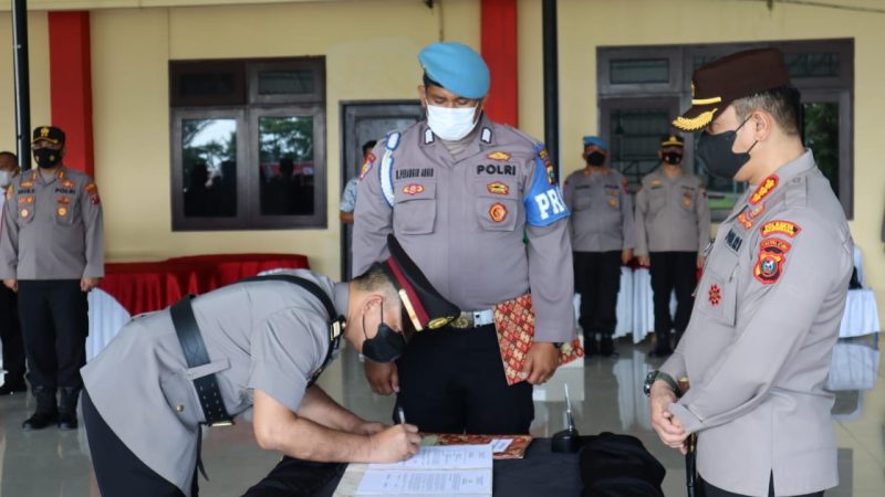Kapolresta Deli Serdang Pimpin Sertijab Kabag SDM, Kapolsek Bandara KNIA dan Kapolsek Pantai Labu