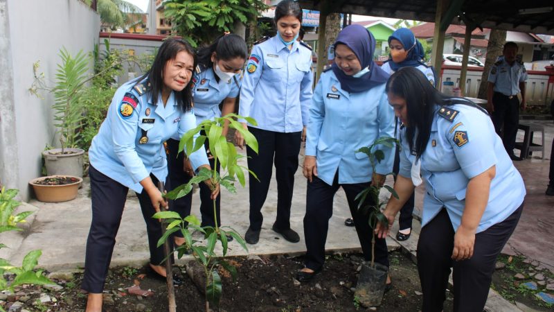 Rutan Klas I Medan Gelar Gerakan Satu Juta Pohon di Area Parkiran