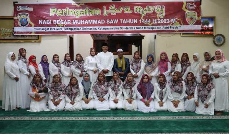 Polres Madina Laksanakan Peringatan Isra’ Mi’raj di Mesjid Al-Mubarraq