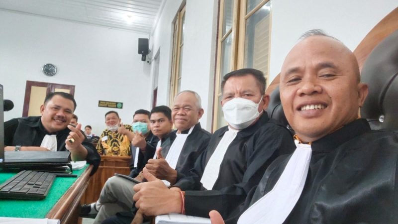 Pengacara Apin BK Tolak Kesaksian Kades dan Kadus yang Dihadirkan Jaksa