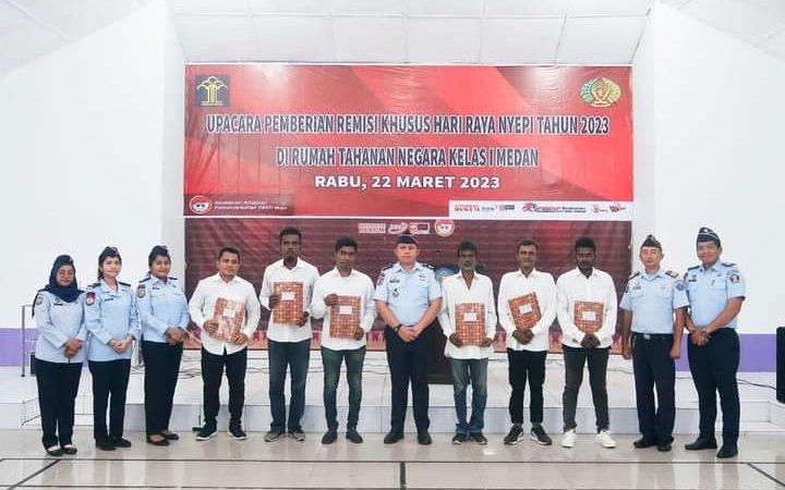 Sebanyak 11 Orang Warga Binaan Rutan Kelas 1 Medan, Yang Beragam Hindu Mendapatkan Remisi