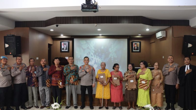 Berjalan Khidmat, Keluarga Besar Polresta Deli Serdang Laksanakan Ibadah Peringatan Hari Paskah