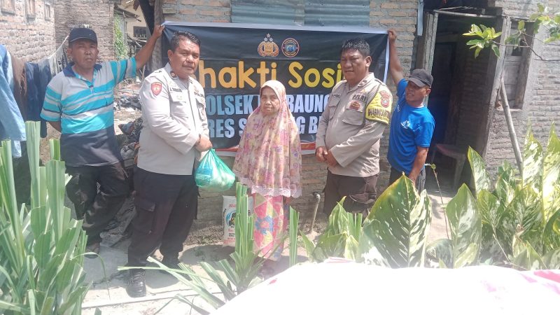 Polsek Perbaungan Sergai Gelar Pemberian Bansos ke Warga