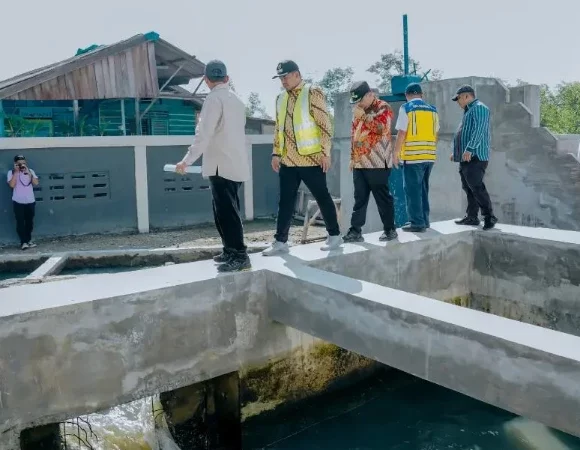 Bobby Nasution Tinjau Langsung Rumah Pompa Air di Belawan