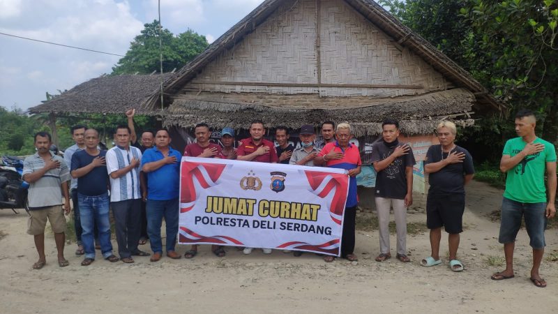 Polresta Deli Serdang Laksanakan Kegiatan Jumat Curhat Dengarkan Keluh Kesah Masyarakat