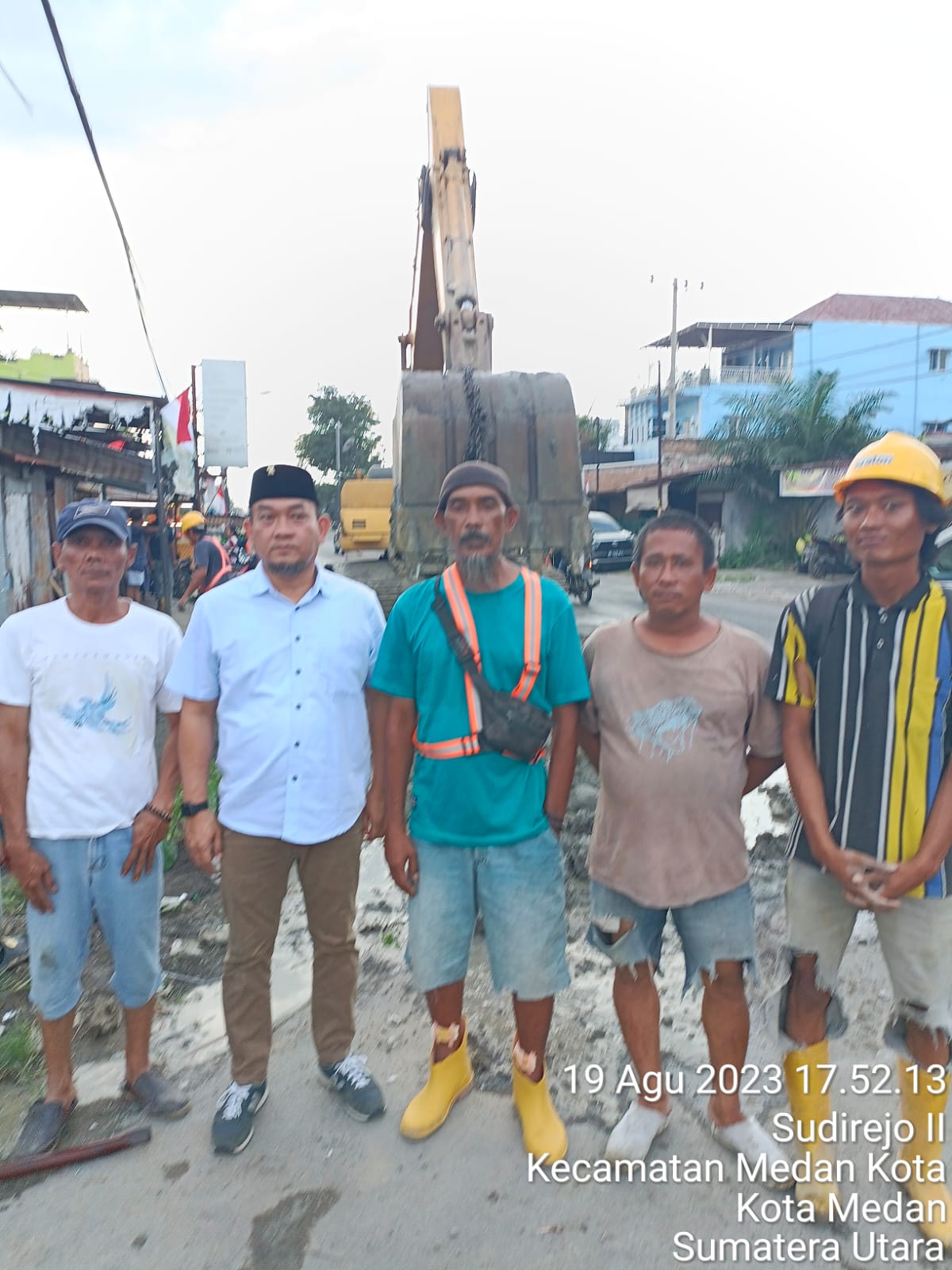 Warga Jalan Jermal 17 Protes, Pengerjaan Drainase Amburadul