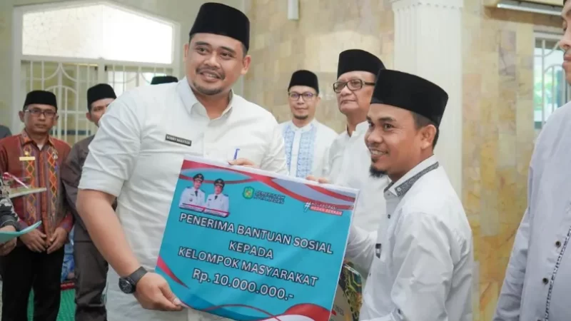 Bobby Nasution Safari Jumat di Masjid Al Ma’ruf