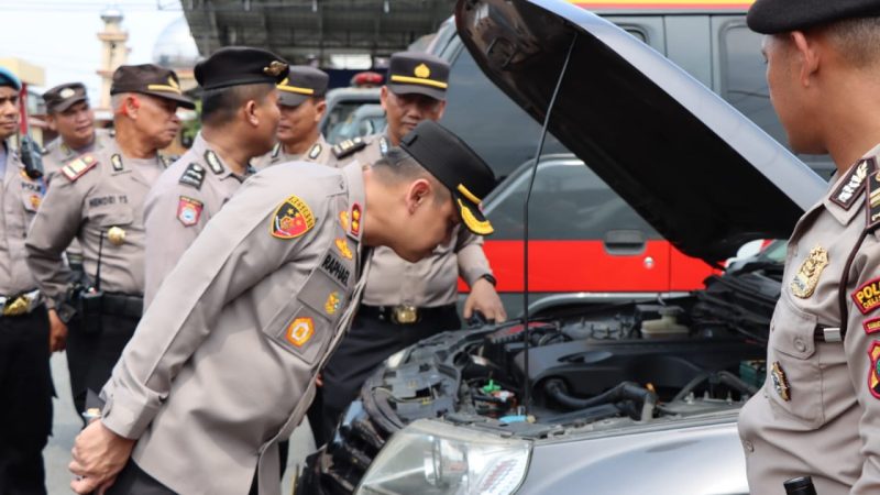 Kapolresta Deli Serdang Pimpin Pengecekan Kendaraan Dinas Dan Perlengkapan Dalmas Jelang Pemilu