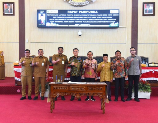 Rapat Paripurna Setujui Ranperda Pajak dan Retribusi Daerah