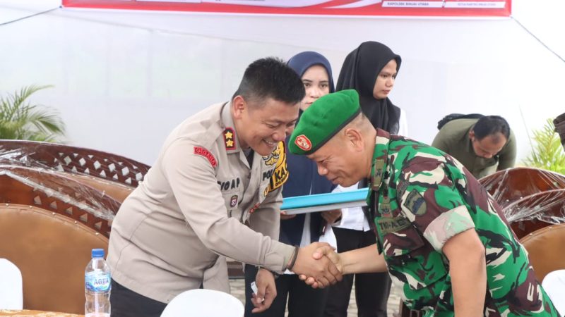 Kapolres Binjai Beserta Ibu Ketua Bhayangkari Cabang Binjai Tinjau Polsek Jajaran
