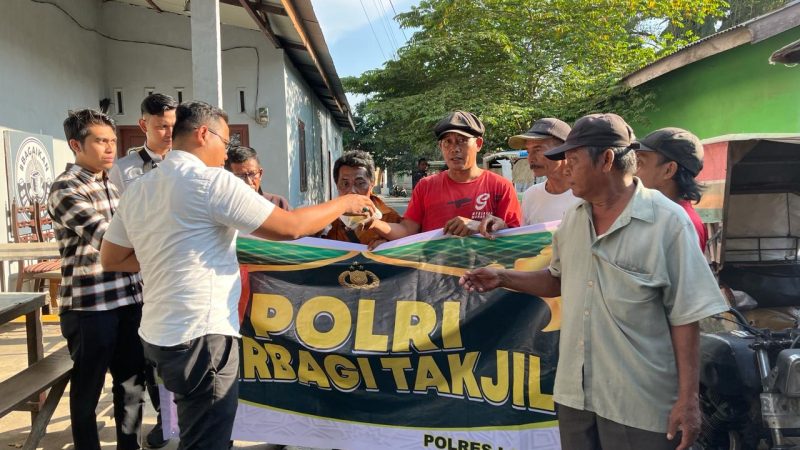 Sat Res Narkoba Polres Langkat Mempererat Hubungan dengan Masyarakat Lewat Program “Polri Berbagi Takjil”