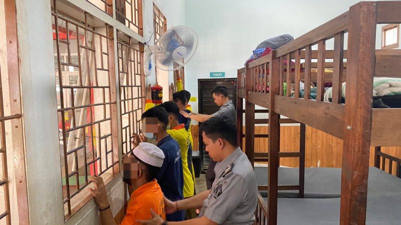 Cegah Gangguan Kamtib di Bulan Ramadhan, LPKA Palu Geledah Kamar Hunian Anak Binaan