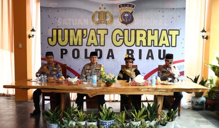 Jumat Curhat Kapolda Riau Irjen Pol H. M. Iqbal, S.I.K, M.H di wilayah Polres Kampar