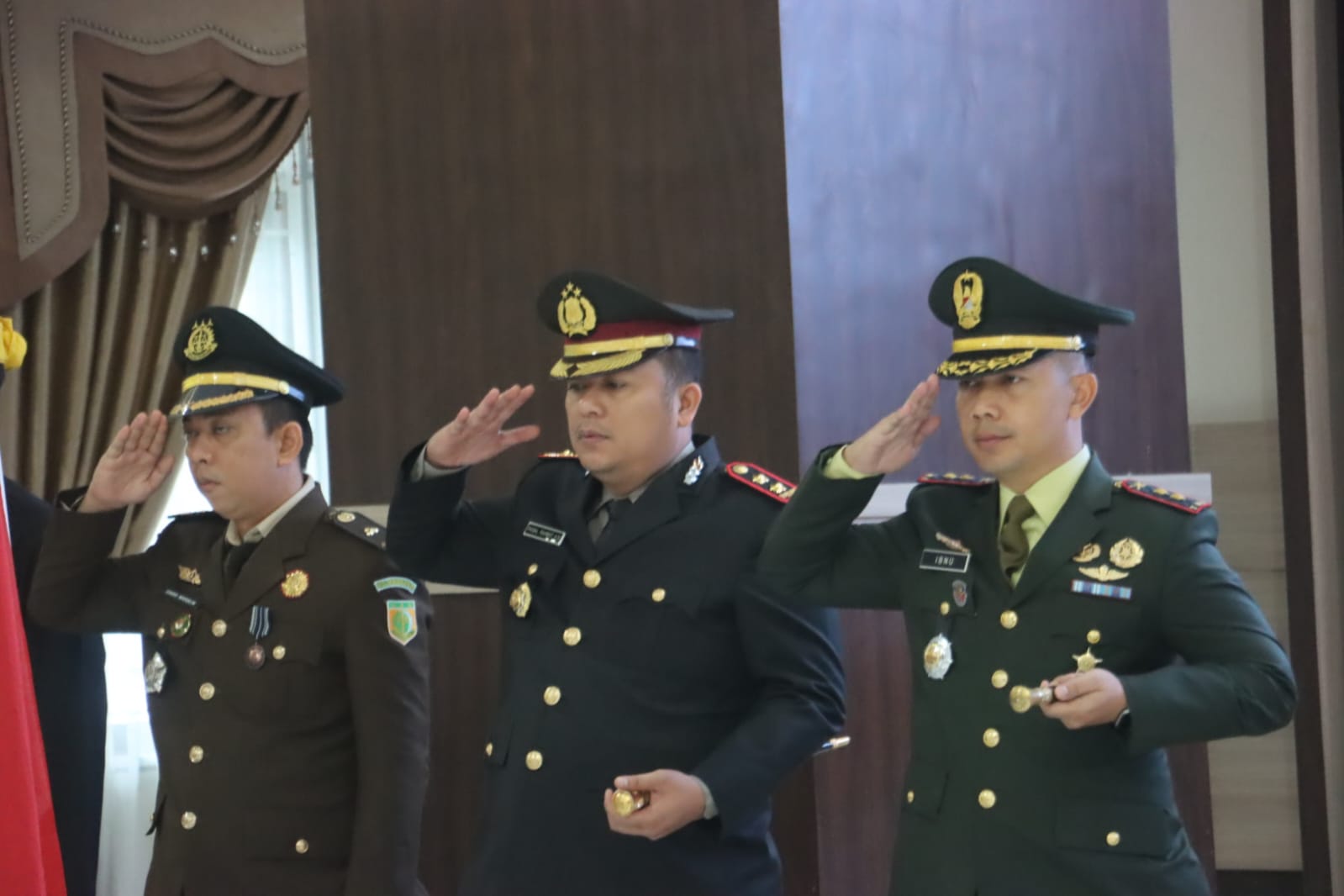 Kapolres Langkat Hadiri Upacara Peringatan Hari Lahir Pancasila di Ruang Pola Kantor Bupati