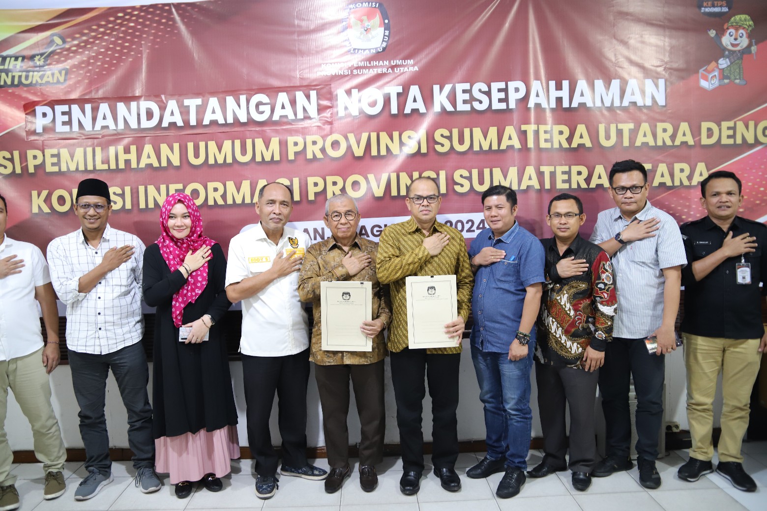 KPU Sumut Tandatangani MoU Keterbukaan Informasi Publik dengan KIP Sumut