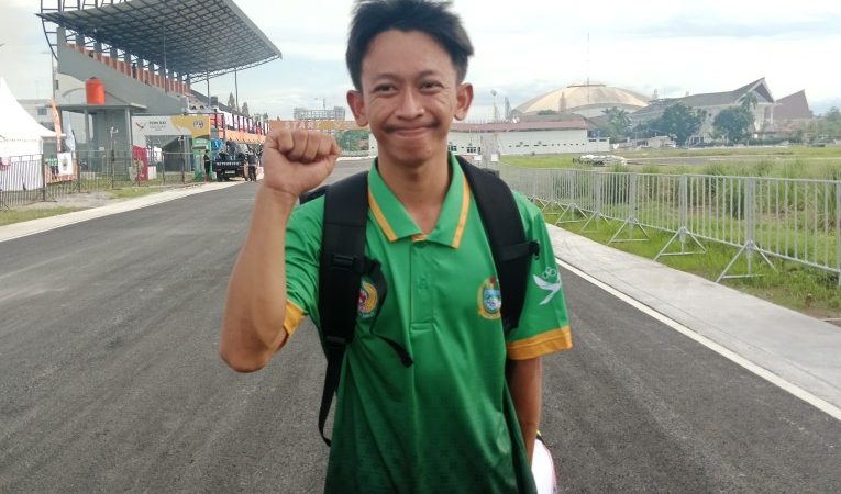 Deri Satio Sunarso Ingin Banggakan Orangtua