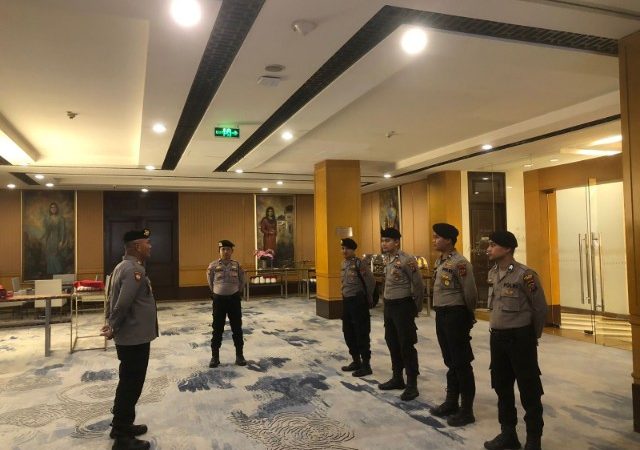 Polres Langkat Melaksanakan Pengamanan Debat Publik Kedua Pilkada Langkat Tahun 2024