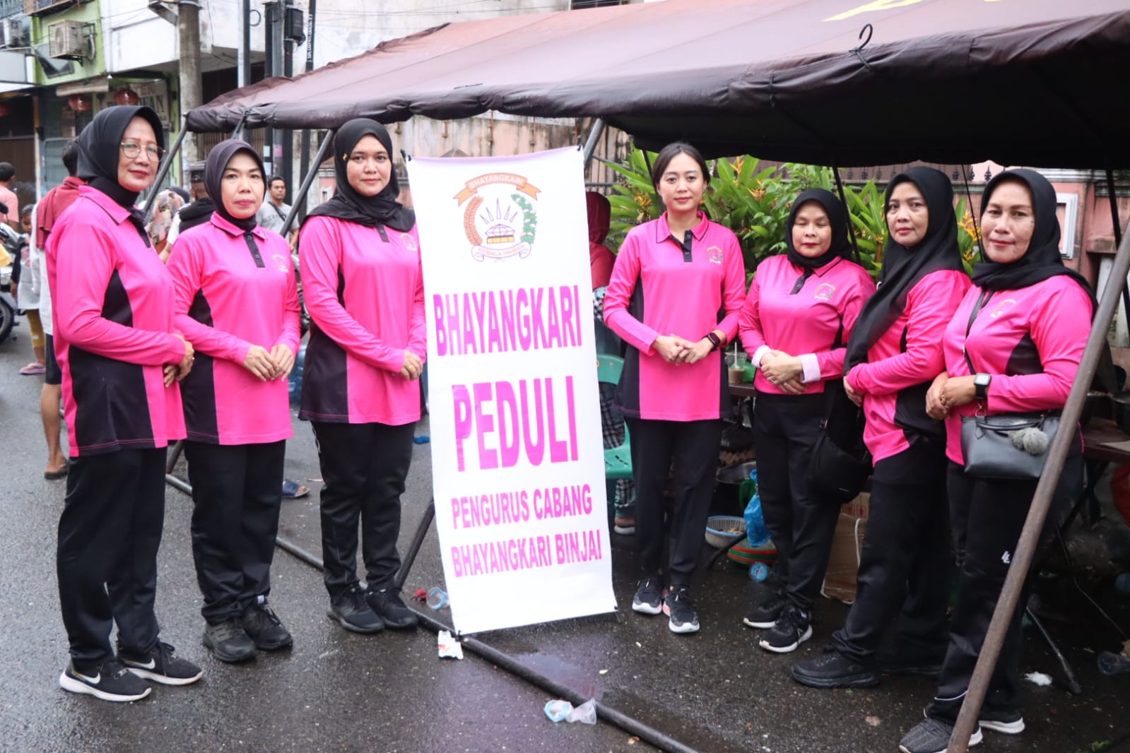 Bantu masyarakat korban banjir, Polres Binjai gercep siapkan dapur umum