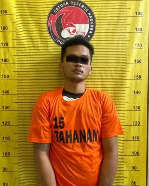 Satu unit mobil dicurigai, didalamnya ditemukan narkoba jenis sabu-sabu