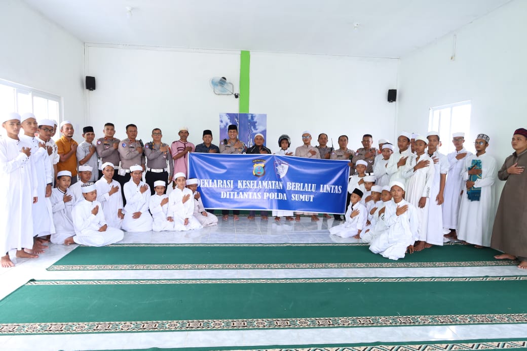 Polantas Masuk Pondok Pesantren Berikan Edukasi Keselamatan Berlalulintas