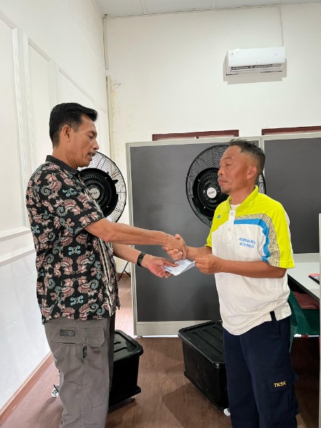Kejar Berkah Ramadhan, Kapolres Binjai Peduli Mesjid