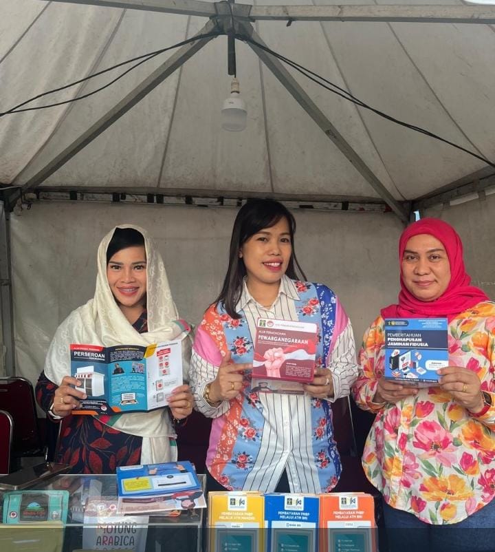 Memasuki hari ke-V, Kanwil Kemenkum tetap semangat dan optimis hadirkan layanan KI dan AHU di Ramadhan Fair XIX Sumatera Utara