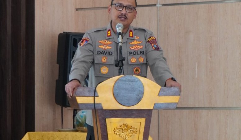 Kapolres Langkat Menerima Penghargaan Sebagai Tokoh Berpengaruh Dalam Pemberantasan Narkoba dan Premanisme