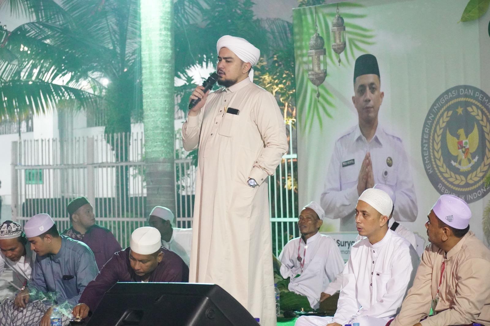 Penuh Khidmat, 1200 Warga Binaan Rutan I Medan Peringati Maulid Nabi Bersama Para Habaib