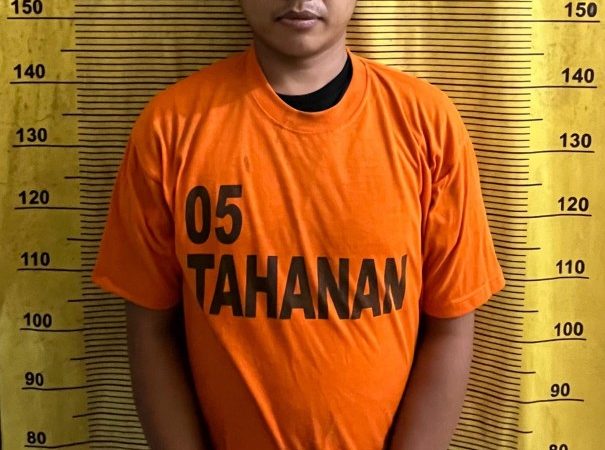 Kelabui Petugas Dengan Bungkus Rokok, Seorang Pria Digelandang Ke Polres Binjai