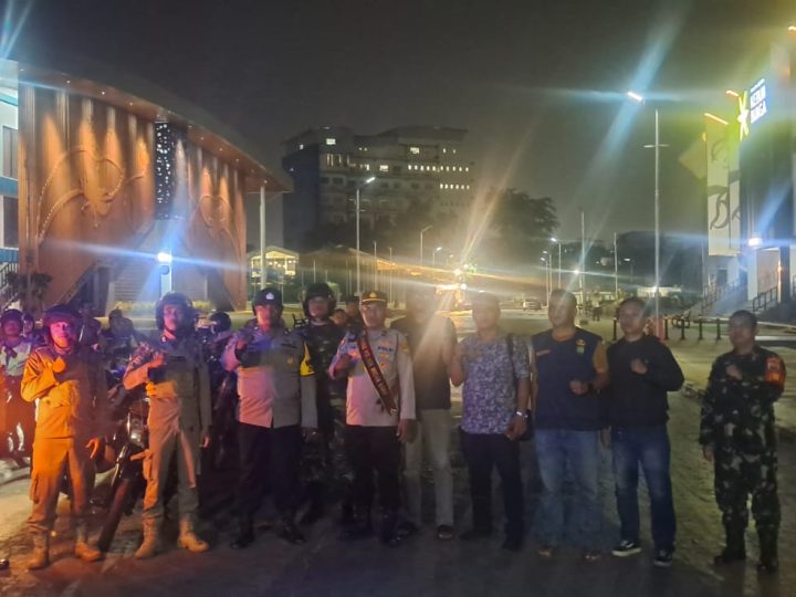 Patroli Gabungan Tiga Pilar, Polsek Medan Baru Wujudkan “Medan Aman” di Malam Hari