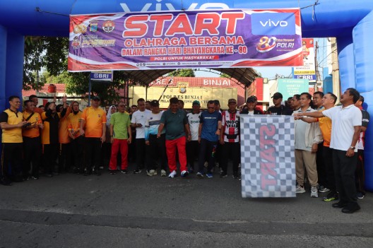 Meriahkan Hari Bhayangkara Ke-80, Polres Binjai Olahraga Bersama Forkopimda dan Masyarakat