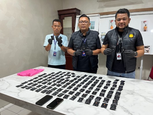 Bongkar Jaringan Vape Ilegal, Polrestabes Medan Amankan 128 “Pod Getar” di Salah Satu Hotel