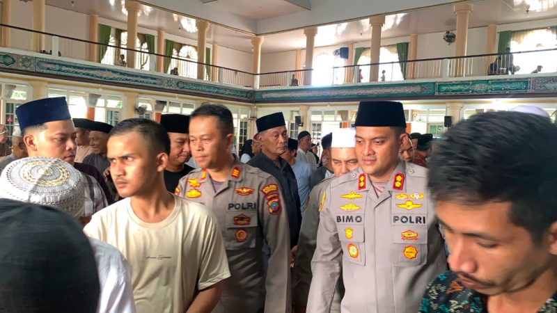 Kapolres Binjai ajak PJU Safari Salat Jumat Bersama Masyarakat di Masjid Agung Kota Binjai
