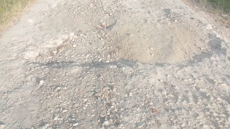 Rabat Beton di Desa Paraduan Dini Rusak, Warga Khawatir Rawan Kecelakaan