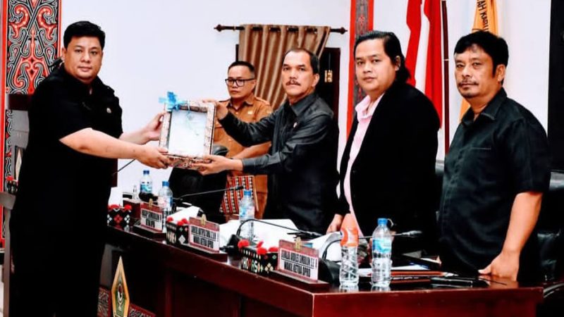 Pendapatan Samosir 2026 Bertambah Rp71 Miliar, Bupati Sampaikan P-KUA dan P-PPAS