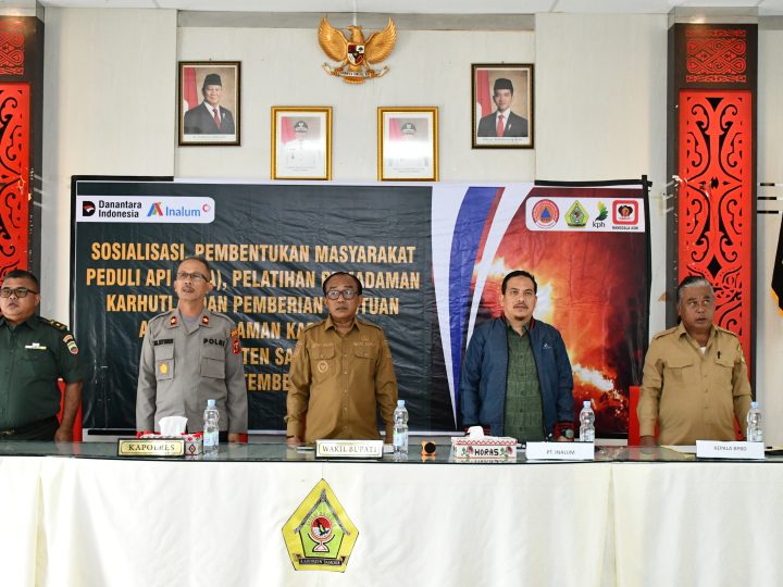 Wakil Bupati Samosir Terima Bantuan Alat Pemadam Karhutla Dari PT Inalum Untuk 5 Desa