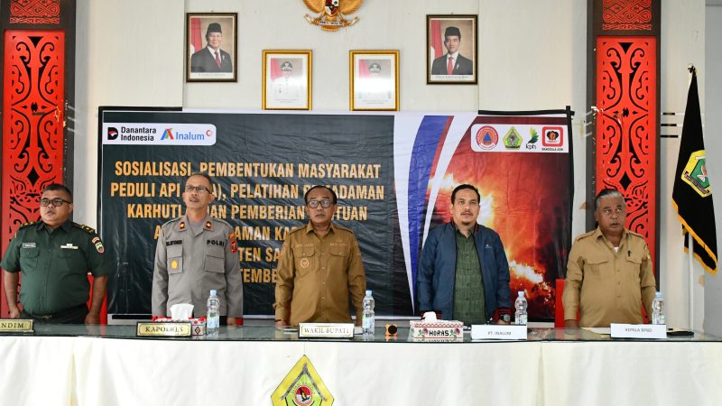 Wakil Bupati Samosir Terima Bantuan Alat Pemadam Karhutla Dari PT Inalum Untuk 5 Desa