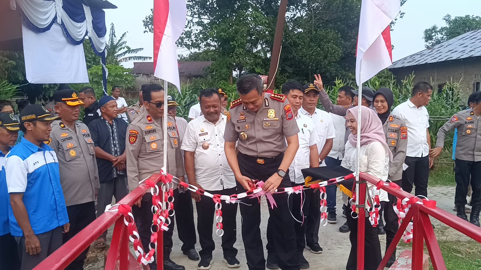 Kapolresta Deli Serdang Resmikan Jembatan Merah Putih, Perkuat Akses dan Mobilitas Warga Desa Pardamean dan Wonosari