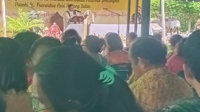Pesta Pelindung Santa Theresia ke-36, Pastor Paroki Ajak Umat Berjalan Bersama Wujudkan Aula Rp 500 Juta